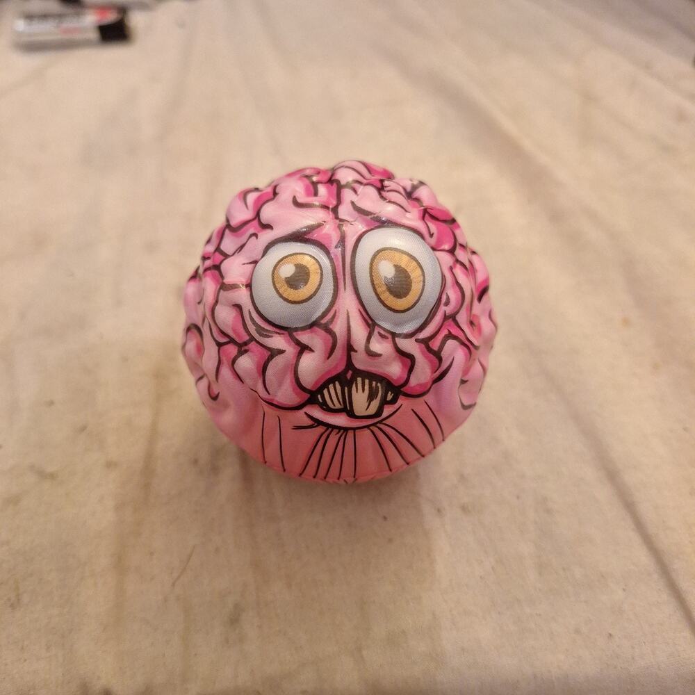 Brainy Ball Bad Ball Foam Mad Ball Vending Machine Prize Toy VTG Y2K Monster
